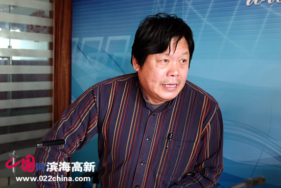 天津书画名家郭鸿春做客中国网·滨海高新