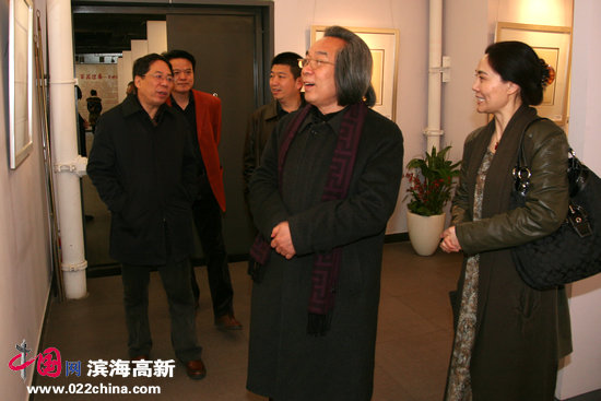 肖映梅写意花鸟中国画展在天美时代展出