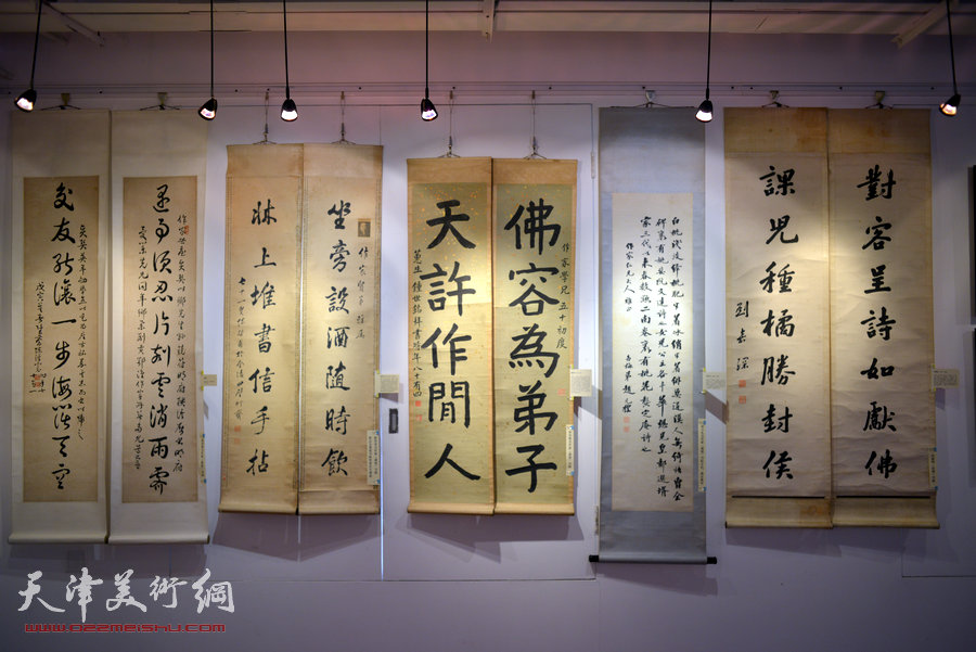 纪念龚望先生诞辰百年书画展在圣和轩书画园举行，图为现场展出的展品。