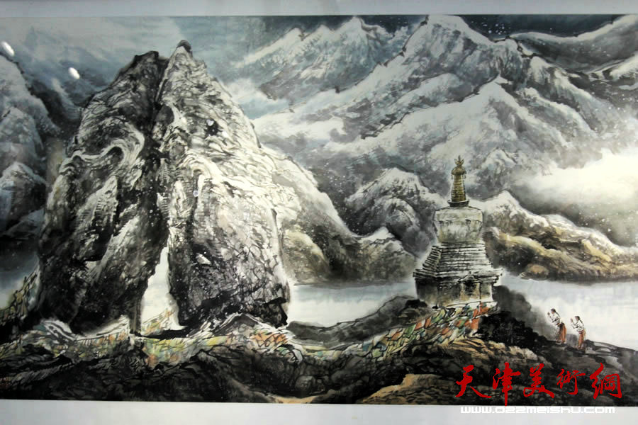 “美丽天津·中国梦书画展”在天津图书馆开展。