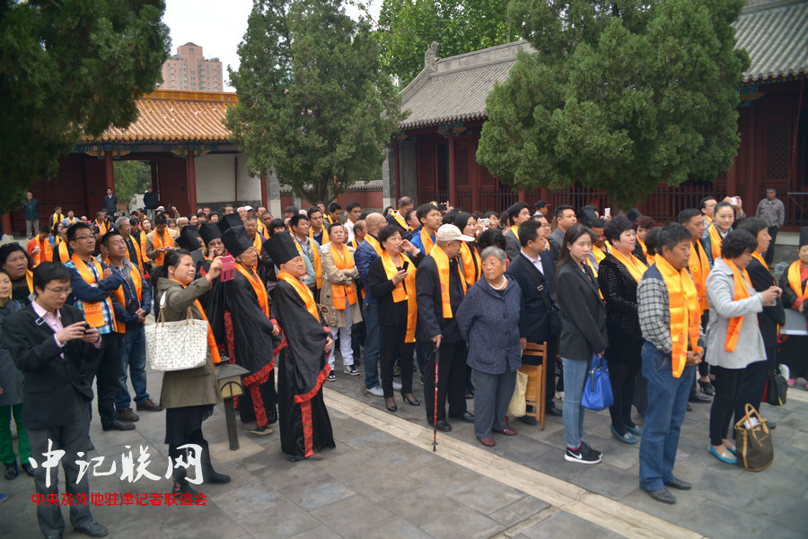 第三届祭奠孟母孟子大典5月10日在天津文庙举行。图为祭奠大典现场。