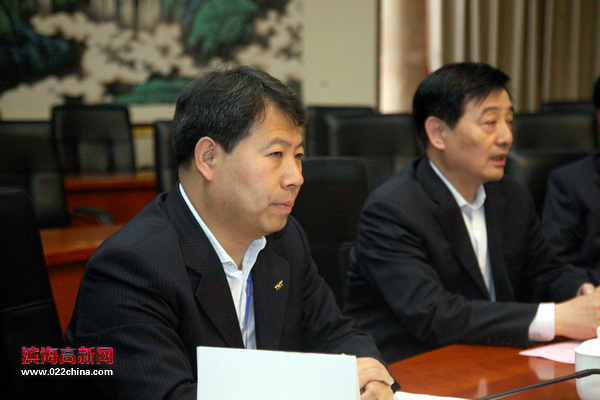 座谈会由天津高新区管委会副巡视员、工委宣传（统战）部部长王会臣主持。