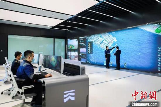 1月25日，天津港引航拖轮协同智控中心正式投入启用。　天津港集团供图