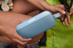 Bose宣布SoundLink Flex蓝牙扬声器开启预售 3月8日正式发售