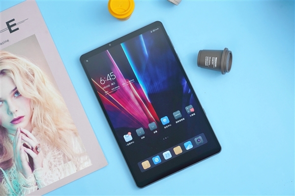 iPad mini劲敌！联想拯救者Y700游戏平板开售：2199元起