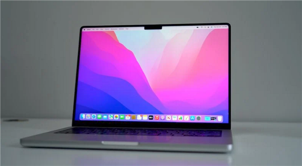 苹果9款新品Mac齐曝光：自研芯片大杀器M2来了 CPU/GPU核心飙升