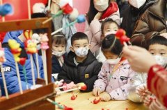 娃娃庙会回归 线下红红火火年味儿浓