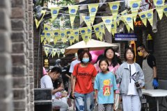 民园西里“赶巷子”市集回归，成为了都市青年特有的生活方式