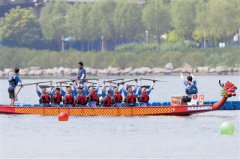 龙舟竞渡乐“滨城”，滨海新区举行龙舟争霸赛
