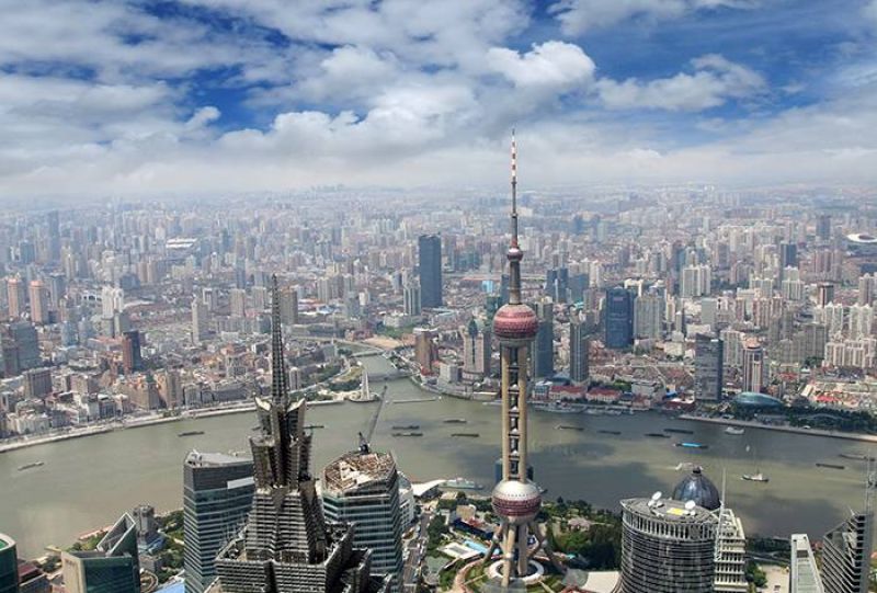 疫情后上海豪宅报复性回暖，二季度成交同比大增154%，商业地产奢侈品牌率先