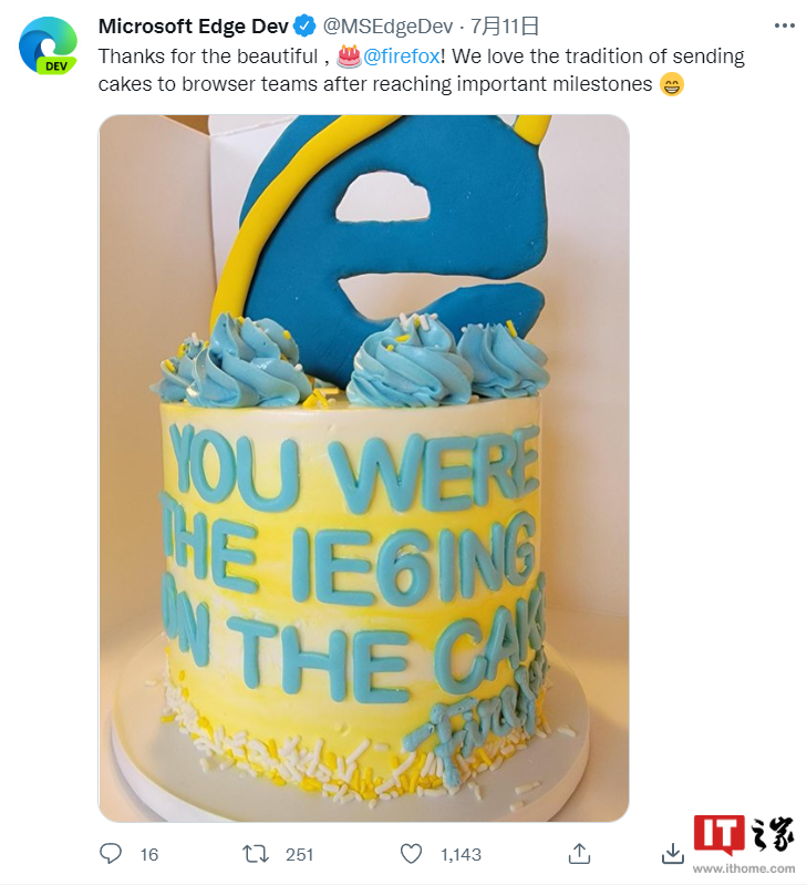 火狐 Firefox 团队向微软送上蛋糕，纪念 IE 浏览器的终结